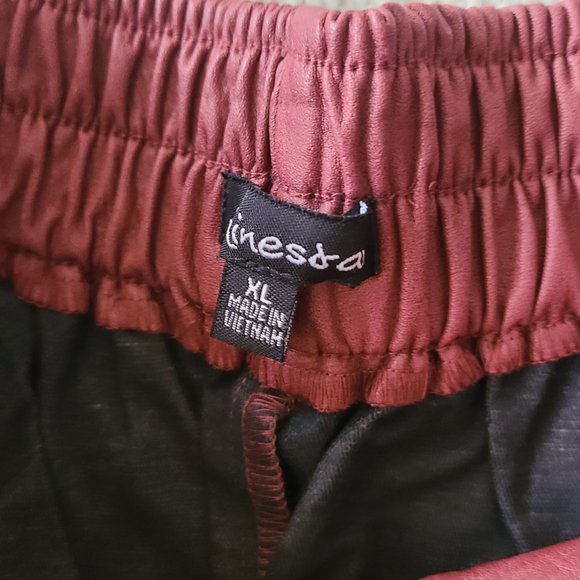 Mauve Leather Skirt - Picture 2 of 4